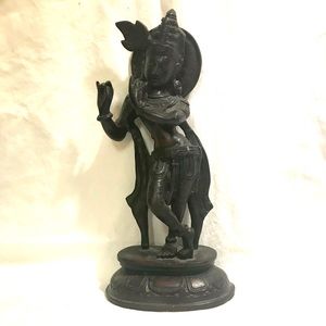 Shiva/Vishnu Detailed Statue Posing as if Playing a Flute.